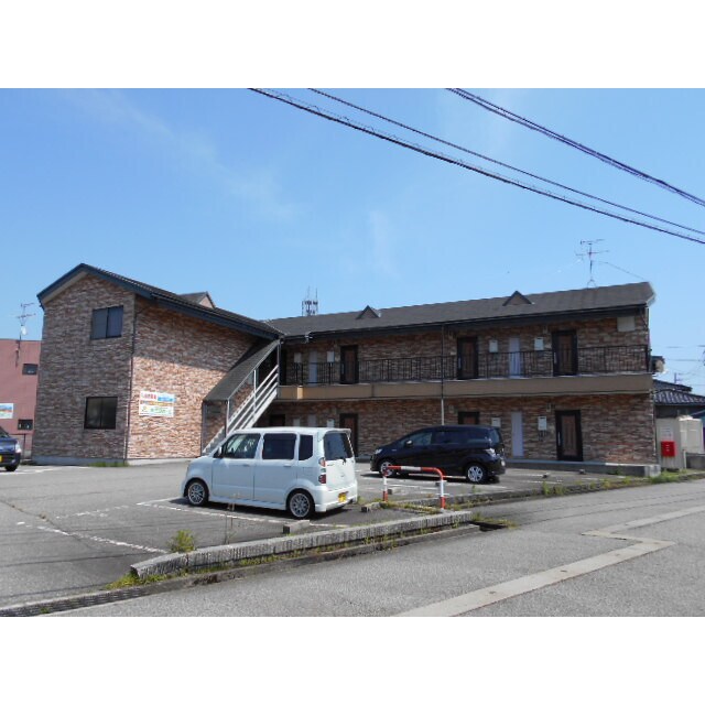 クーリエの物件外観写真