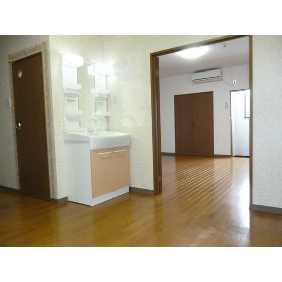 クーリエの物件内観写真