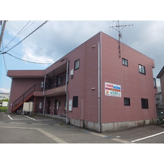 TOAハイツの物件外観写真