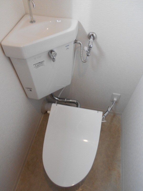 フェリーチェコートの物件内観写真