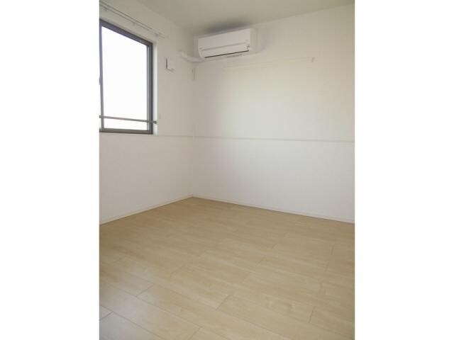 ブーゲンヒルズレイ浜田の物件内観写真