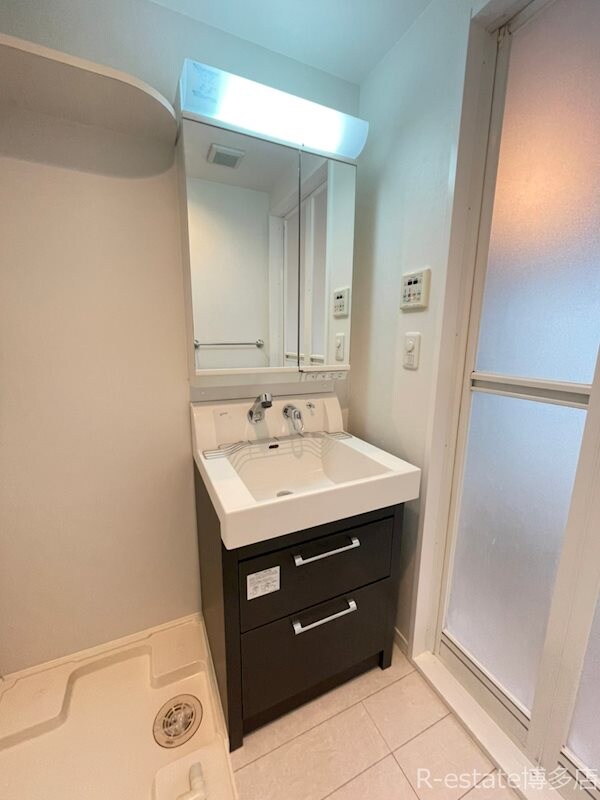 薬院駅 徒歩3分 13階の物件内観写真