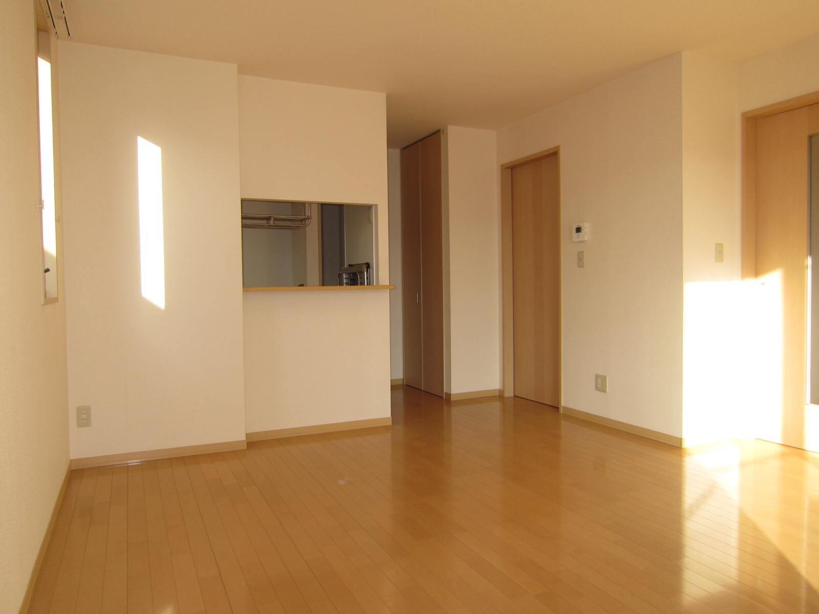 シャーメゾン津志田の物件内観写真