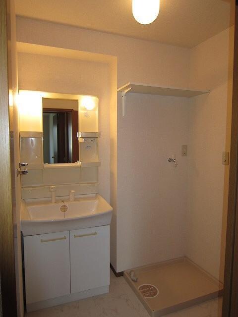 リビングタウン盛南　Ａの物件内観写真