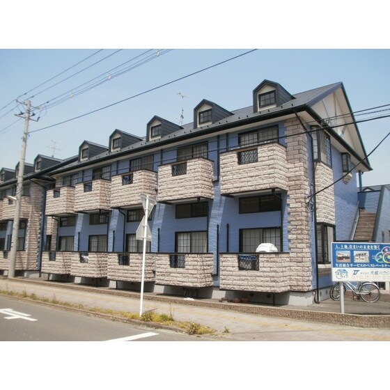 アヴァンセ富沢南壱番館の物件外観写真