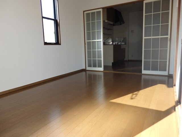 ロイヤルシャトー今泉Ａの物件内観写真