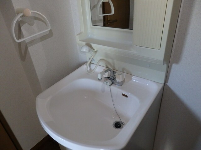 ロイヤルシャトー今泉Ａの物件内観写真