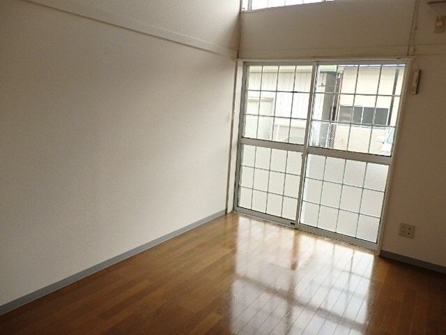 ソレアード六丁目の物件内観写真