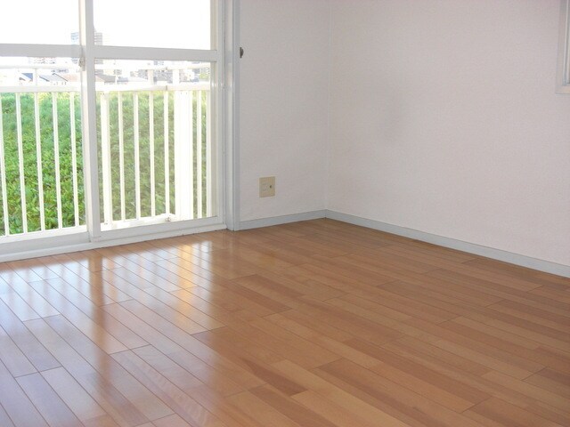 ロイヤルメゾンIの物件内観写真