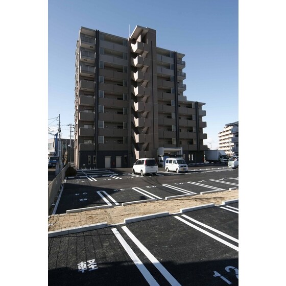 ラフィネの物件外観写真