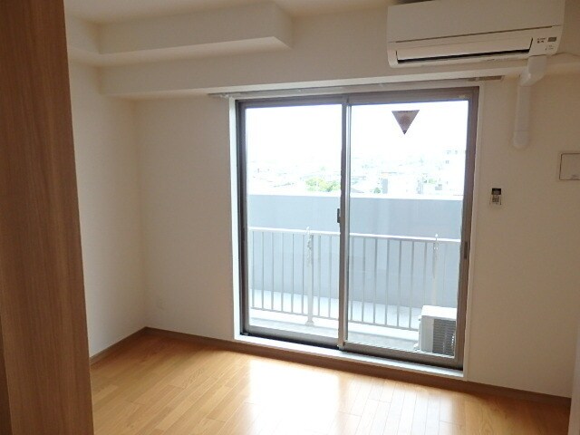 イーストフォートの物件内観写真