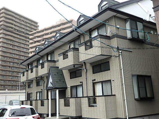 伊藤賃貸住宅　ＷＥＳＴの物件外観写真