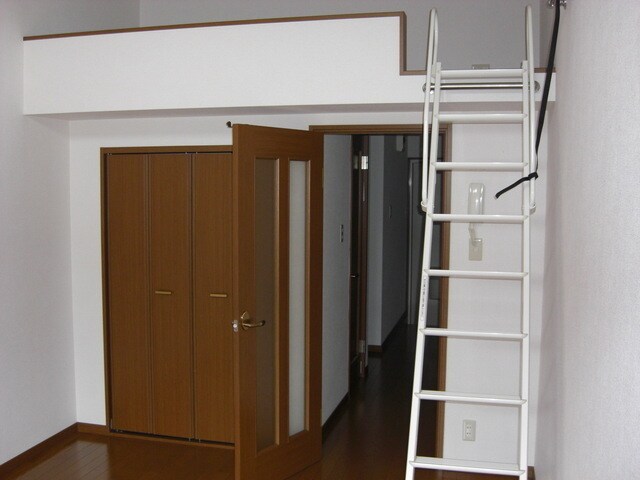 アヴァンセ高砂の物件内観写真