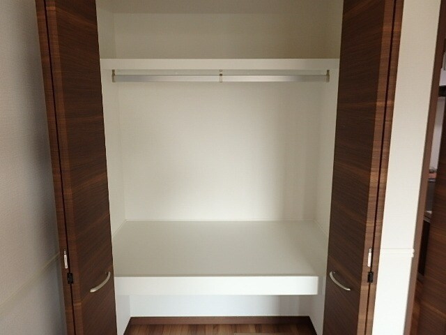 ソレイユパルク１０番館の物件内観写真