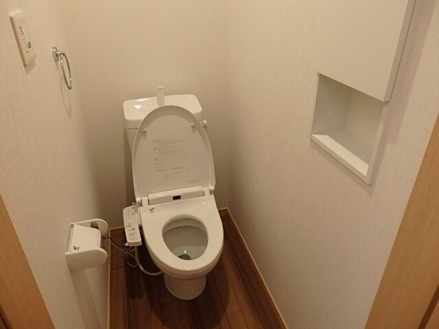 イデアル六丁の目の物件内観写真