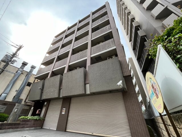 聖和マンション弐番館の物件外観写真