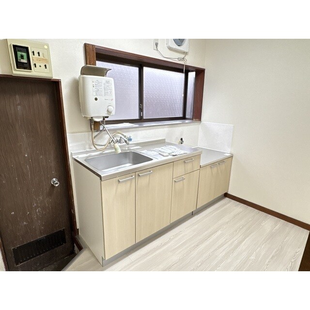 スカイハイツA　大泉町の物件内観写真