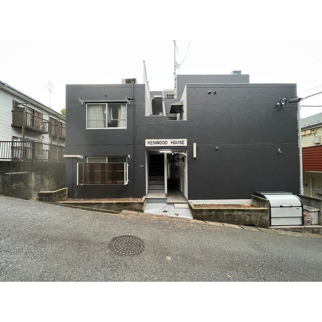 KENWOOD　HOUSEの物件外観写真