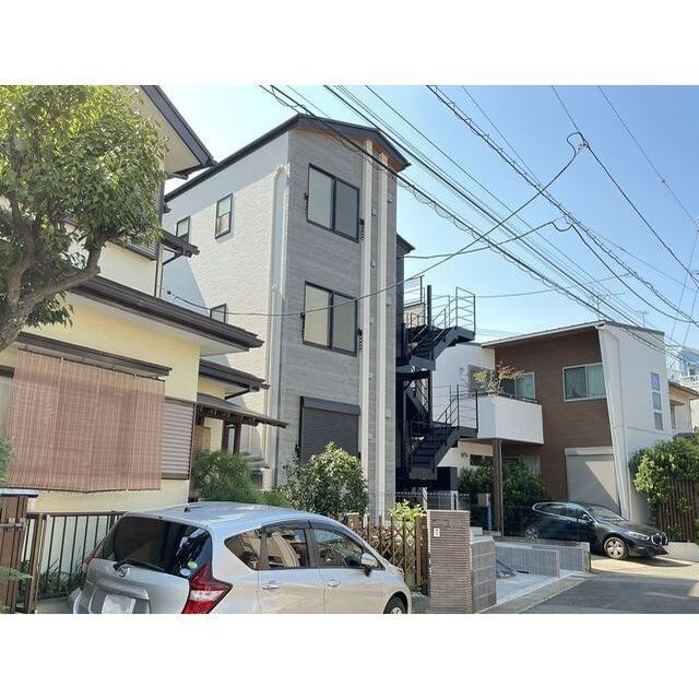 HALE伊勢原の物件外観写真