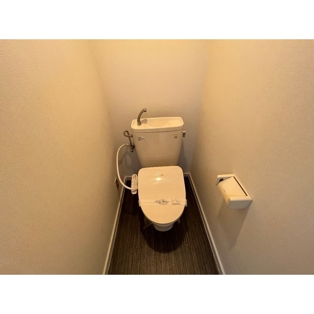 ニューオカダパールマンションの物件内観写真