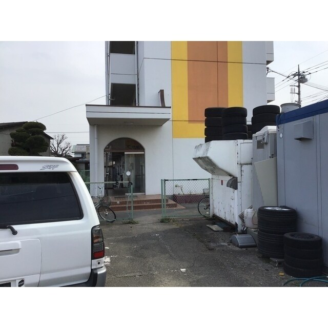 コーポサンライズモリの物件外観写真