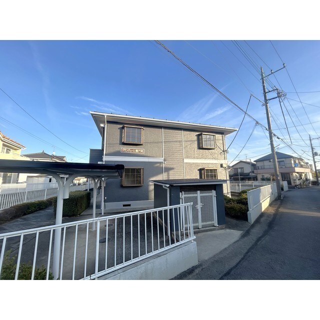 グランデュール瀬戸岡の物件外観写真