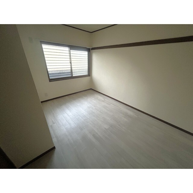 グランデュール瀬戸岡の物件内観写真