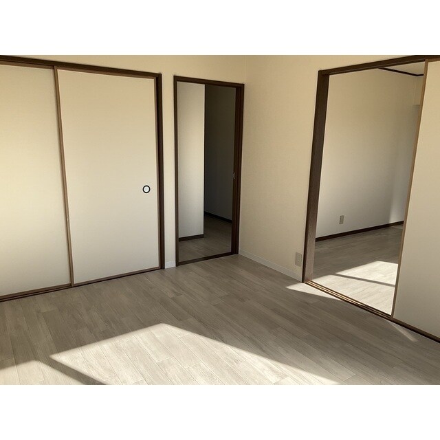 グランデュール瀬戸岡の物件内観写真