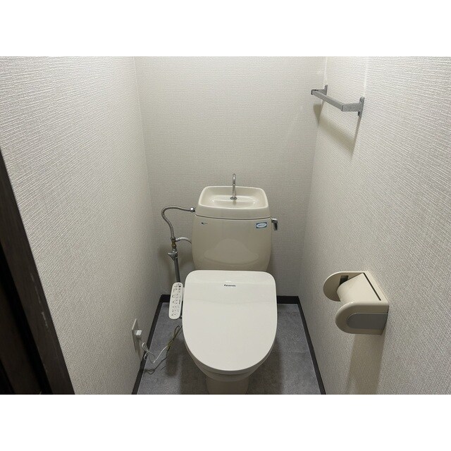 グランデュール瀬戸岡の物件内観写真