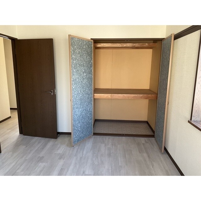 グランデュール瀬戸岡の物件内観写真