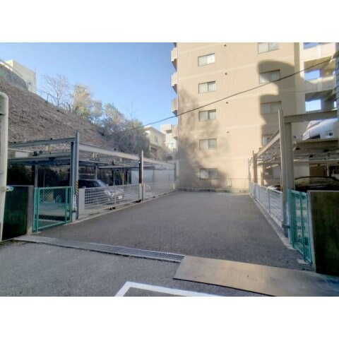 セントラルグリーンマンションの物件外観写真