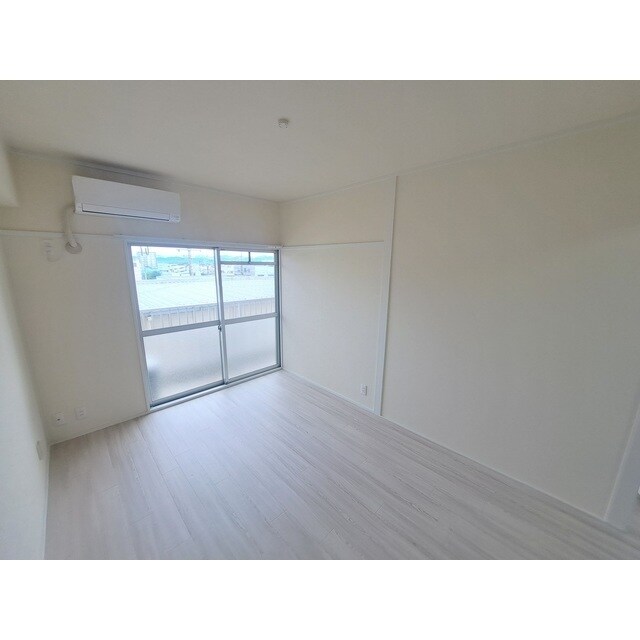 ハイツ荒川の物件内観写真