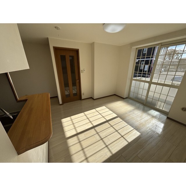 モダンピープルＢ棟の物件内観写真