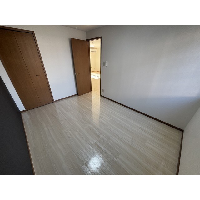 モダンピープルＢ棟の物件内観写真