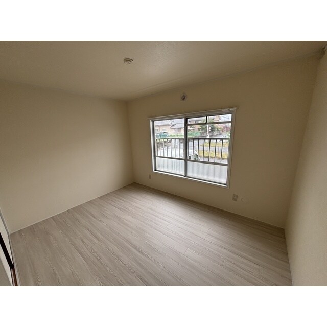 サンシャイン新真鍋の物件内観写真