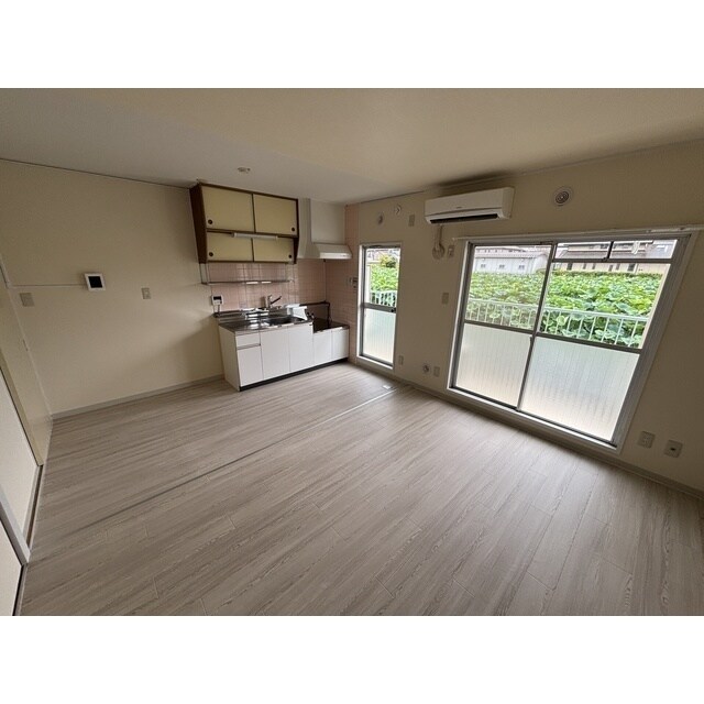 サンシャイン新真鍋の物件内観写真