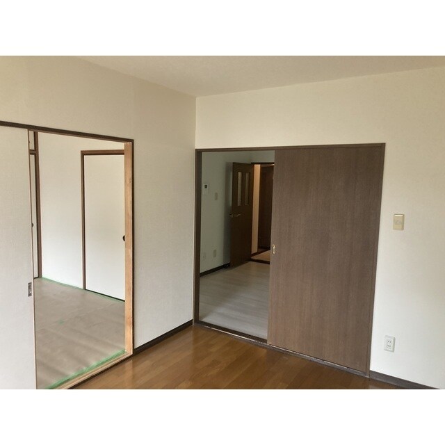 エンブレムの物件内観写真