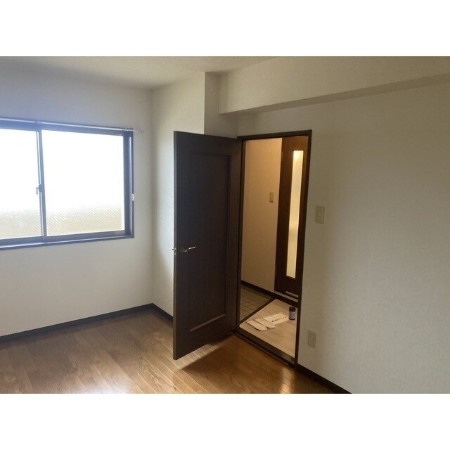 エンブレムの物件内観写真