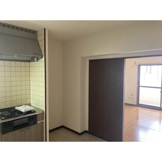 エンブレムの物件内観写真