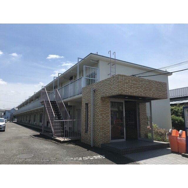 グリーンヴィラの物件外観写真