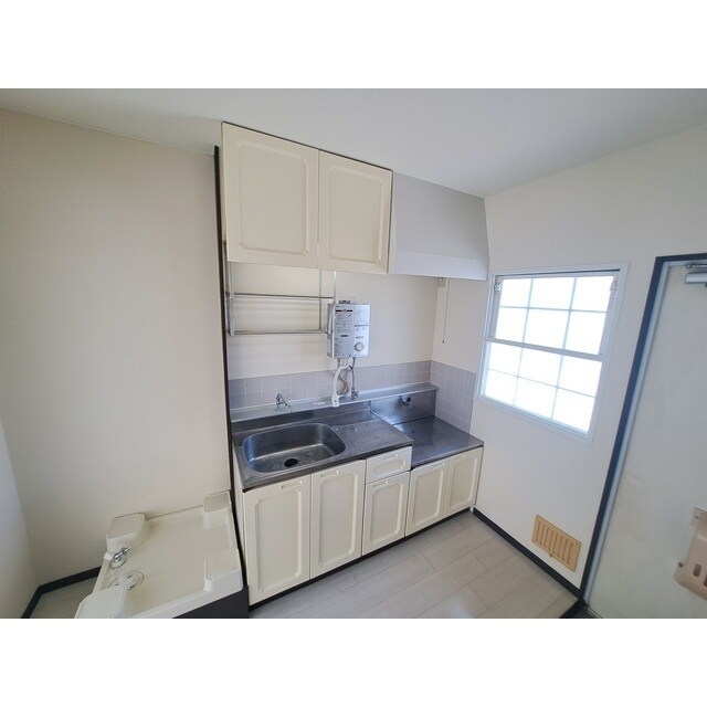 サンシティ江田Aの物件内観写真