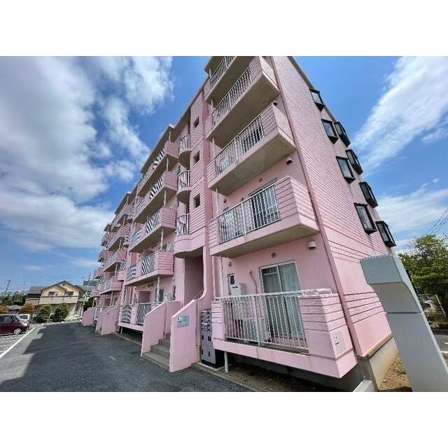 セジュールマンションの物件外観写真