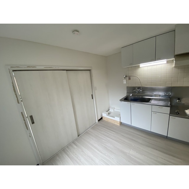 タウンハイツ七島の物件内観写真