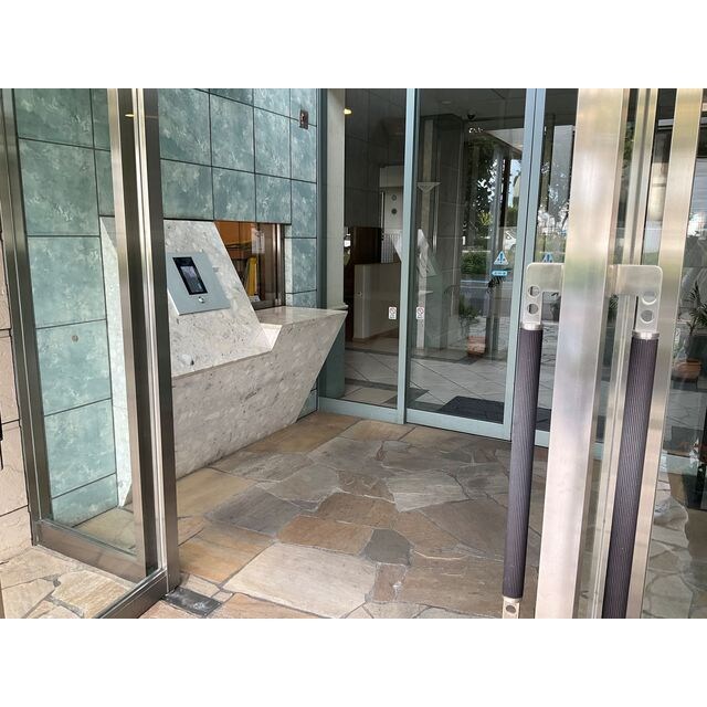 ファミリーフィールズ大宮壱番館の物件外観写真