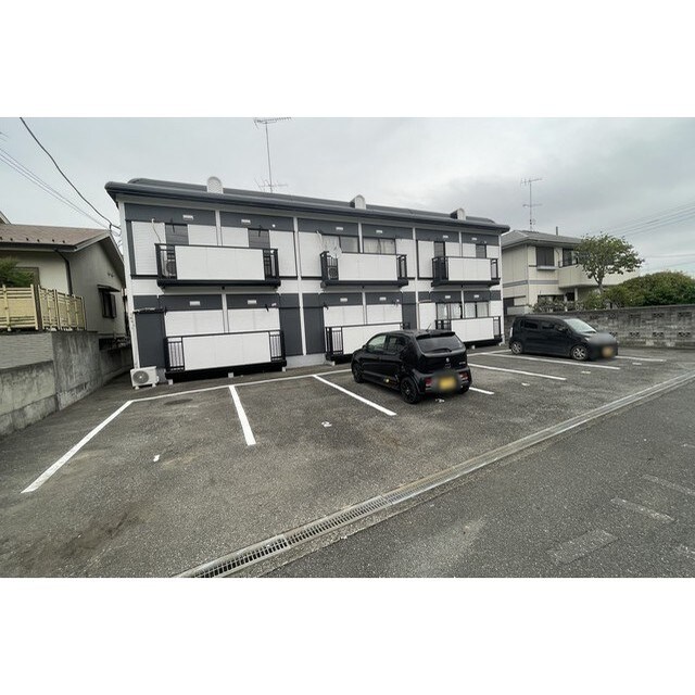 フラワーコーポの物件外観写真