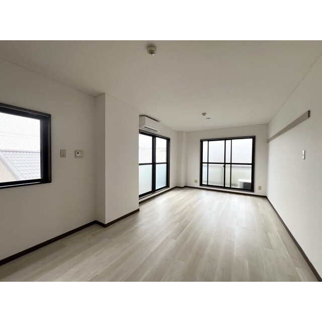 ライブハウスⅡの物件内観写真