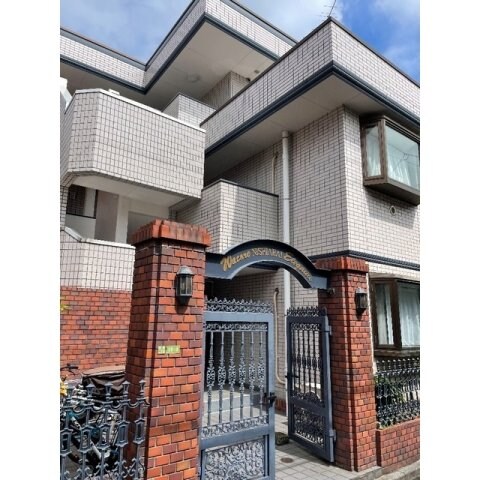 ワコーレエレガンス西新井の物件外観写真