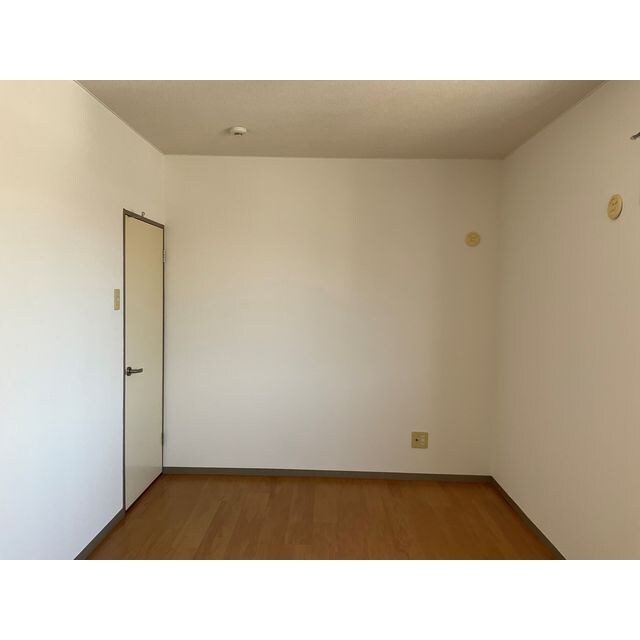 ガーデンムツミBの物件内観写真