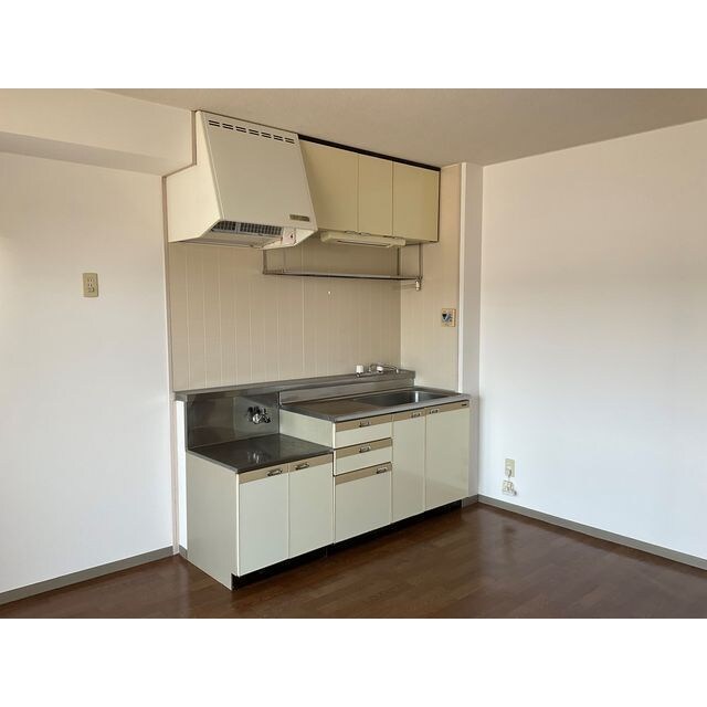 ガーデンムツミBの物件内観写真