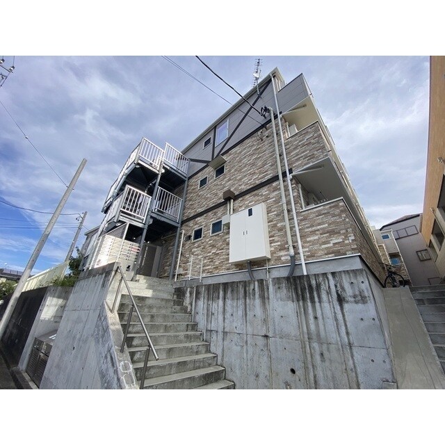 リポス瀬谷C棟の物件外観写真